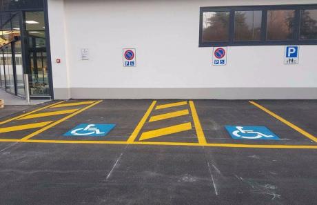 segnaletica parcheggi per disabili